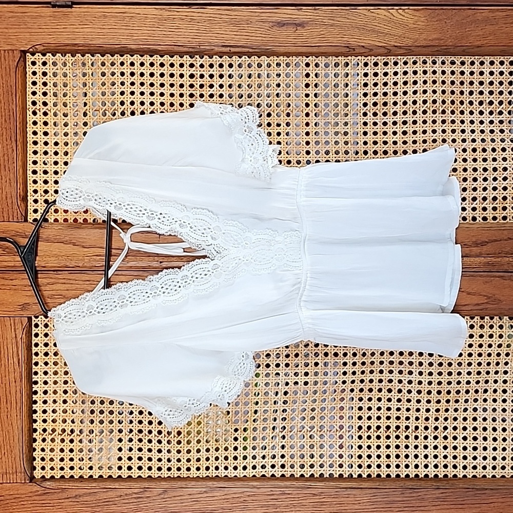 Mustard Seed white top